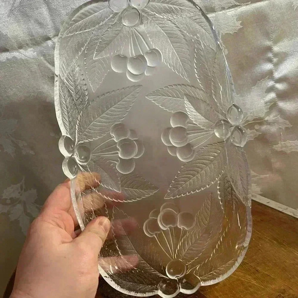 Vintage Mikasa Crystal Cerise Hors D’Oeuvres Platter RC320/373 - Picture 6 of 6